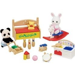 Sylvanian Families Baby's Toy Box - Snøkanin og Pandababy