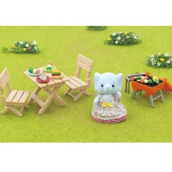 Sylvanian Families BBQ Piknik Sett m/ elefantjente