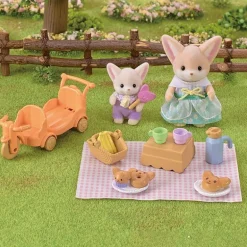 Sylvanian Families Fennec Fox Søster & Baby's Solrike Piknik