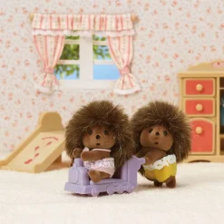 Sylvanian Families Figursett - Pinnsvintvillinger m/ leketog 5424