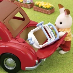 Sylvanian Families Lekebil m/ tilbehør - Rød Familiebil 5448