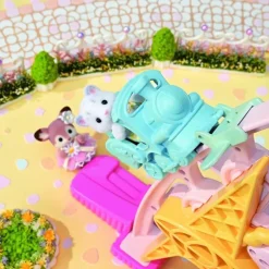 Sylvanian Families Lekesett m/ figur - Baby Dream Fornøyelsespark