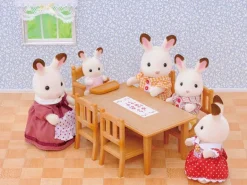 Sylvanian Families Møbelsett - Spisebord og Stoler 4506