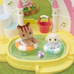 Sylvanian Families Sandkasse & Svømmebasseng Barnehage