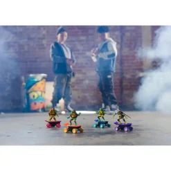 Turtles Mutant Mayhem Radiostyrt Skateboard - Donatello